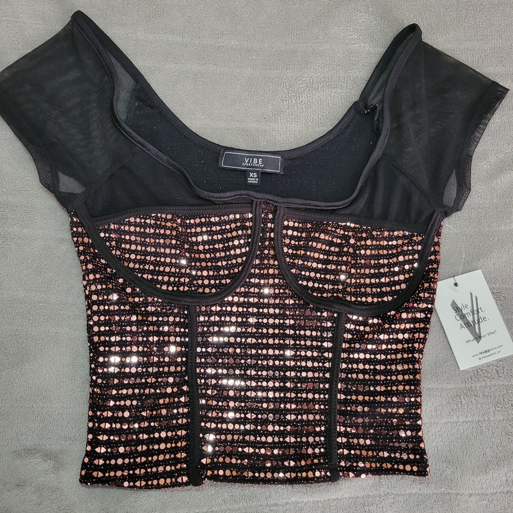 VIBE Sportswear. XS Black and Bronze